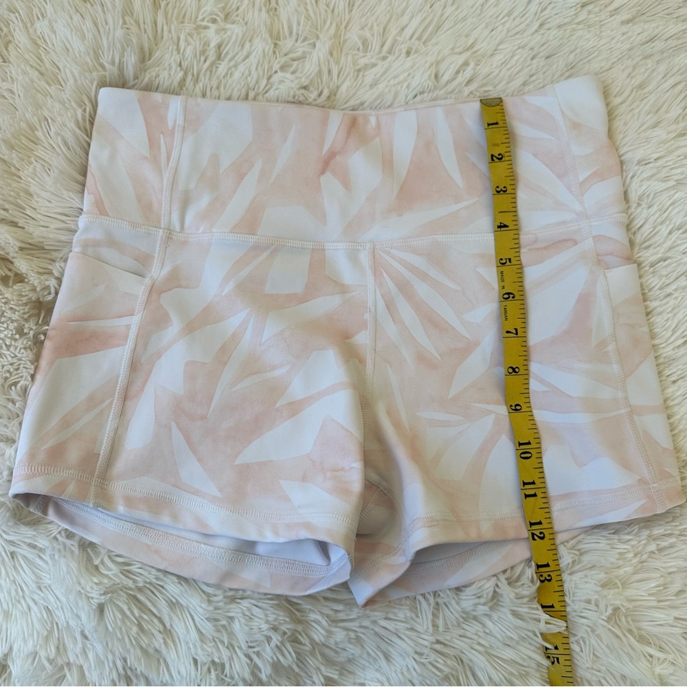 Athleta High-Rise Athletic Shorts in Pale Pink & Cream Marble - Picture 6 of 12